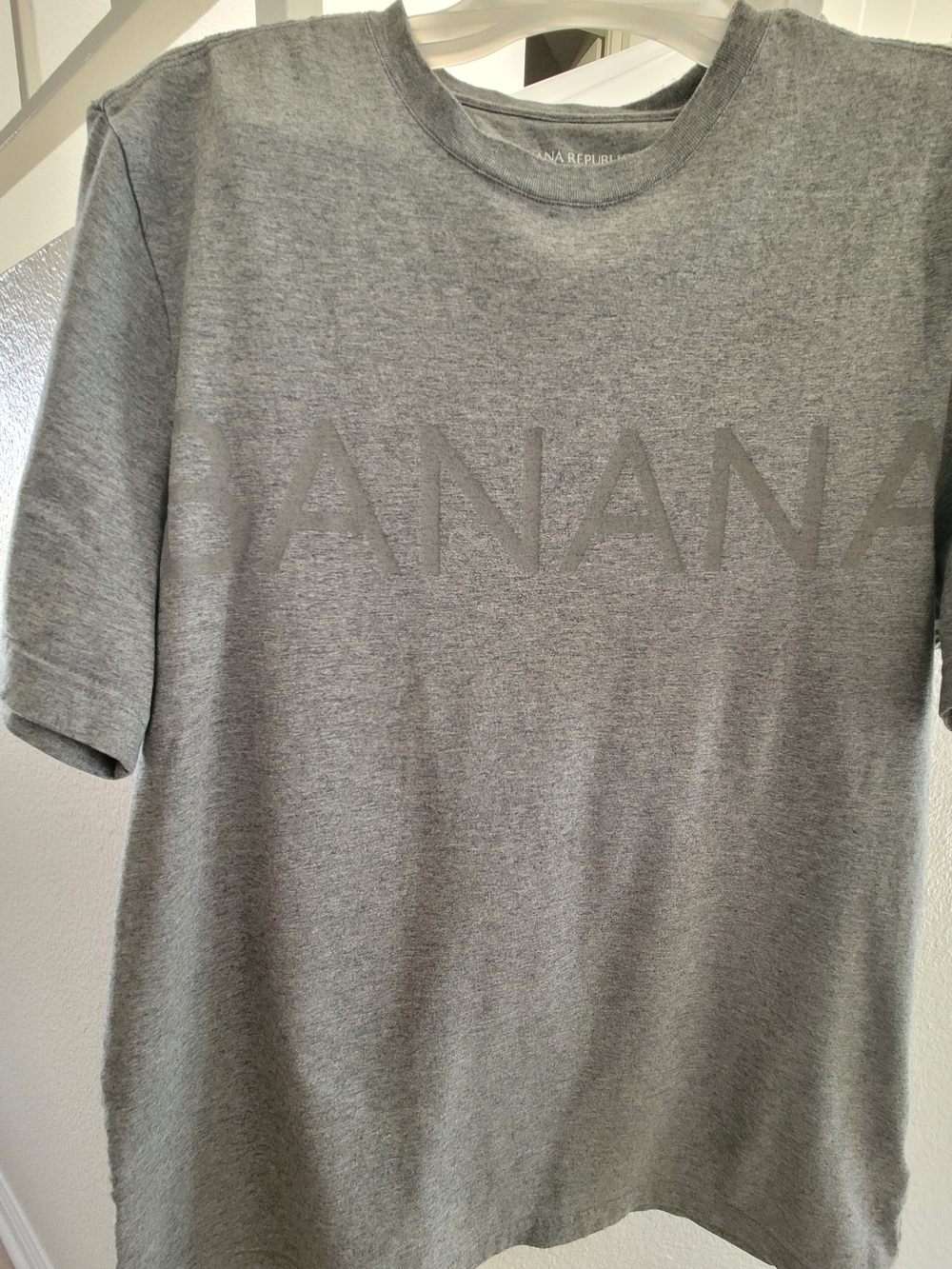 Banana Republic Men's Heather Gray Logo Short Sleeve Tee